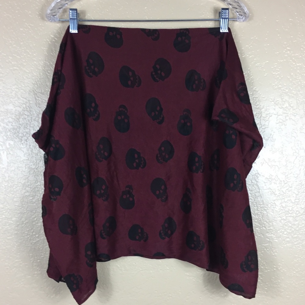 Steve Madden infinity skull scarf